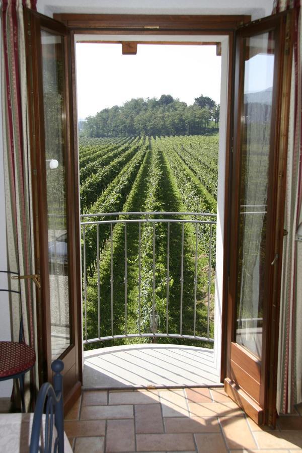Borgo Di Corte - Alloggio Agrituristico Prestento Экстерьер фото